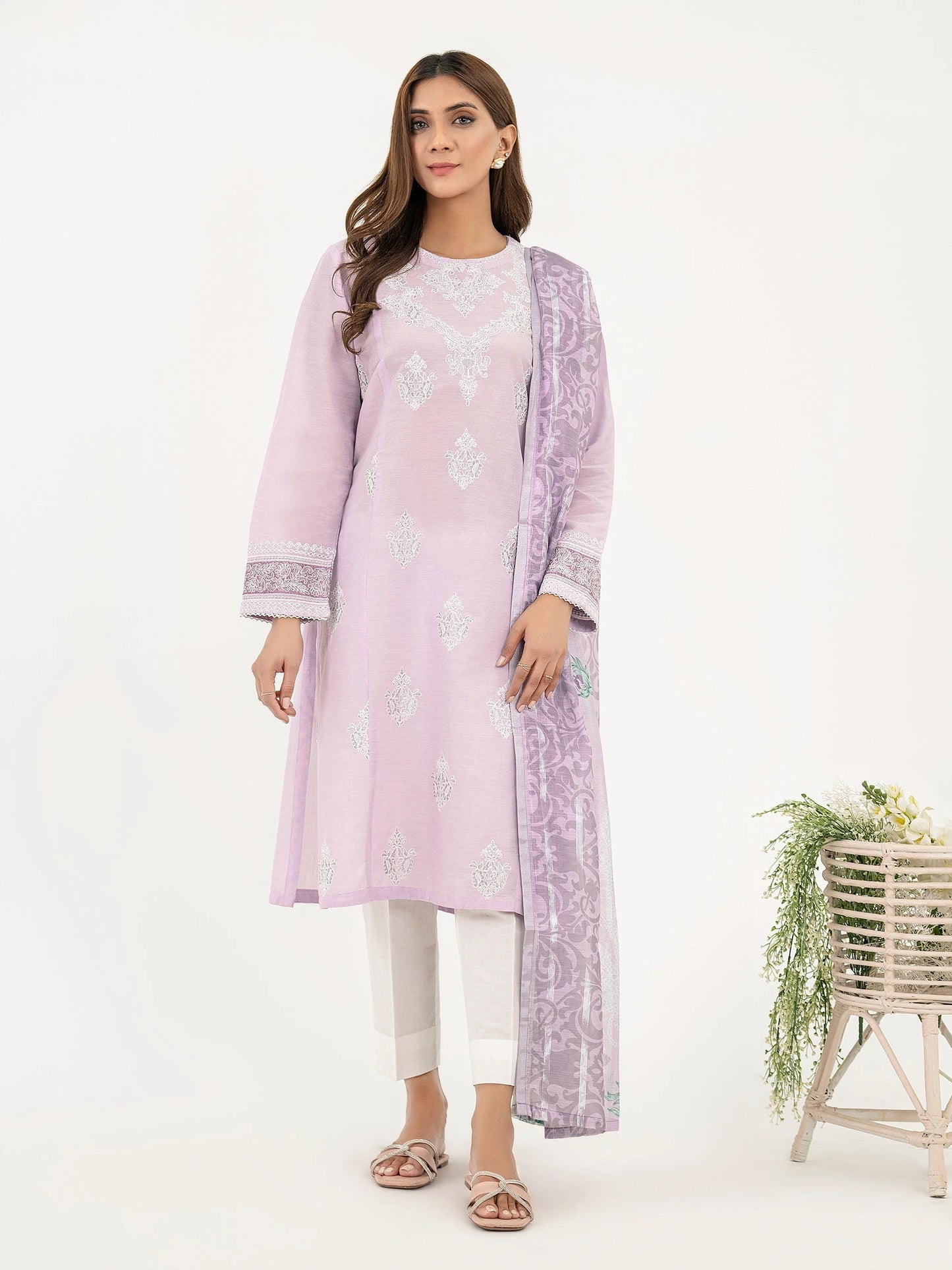 2 Piece Yarn Dyed Suit-Embroidered (Pret)