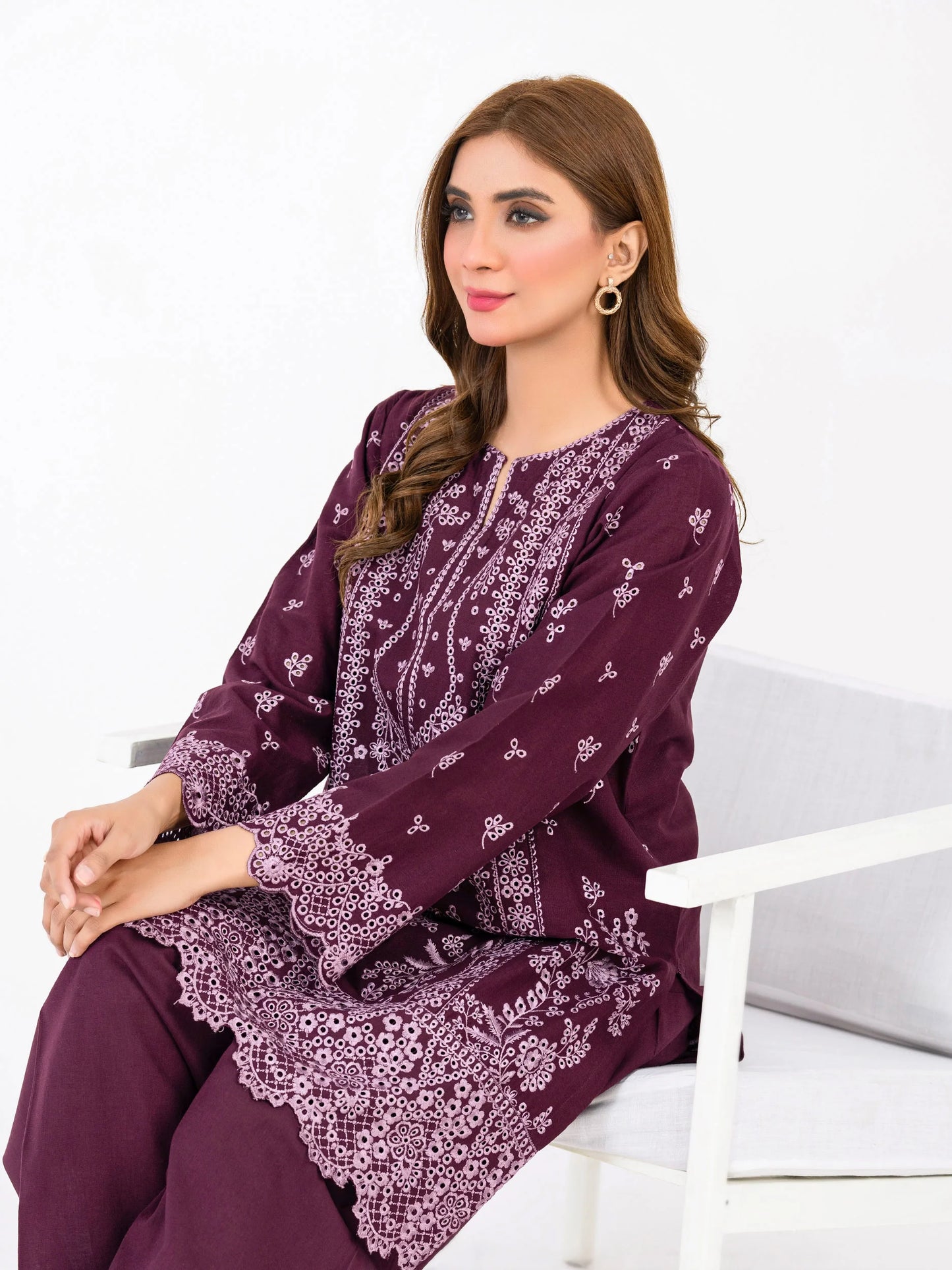 2 Piece Khaddar Suit-Embroidered(Pret)