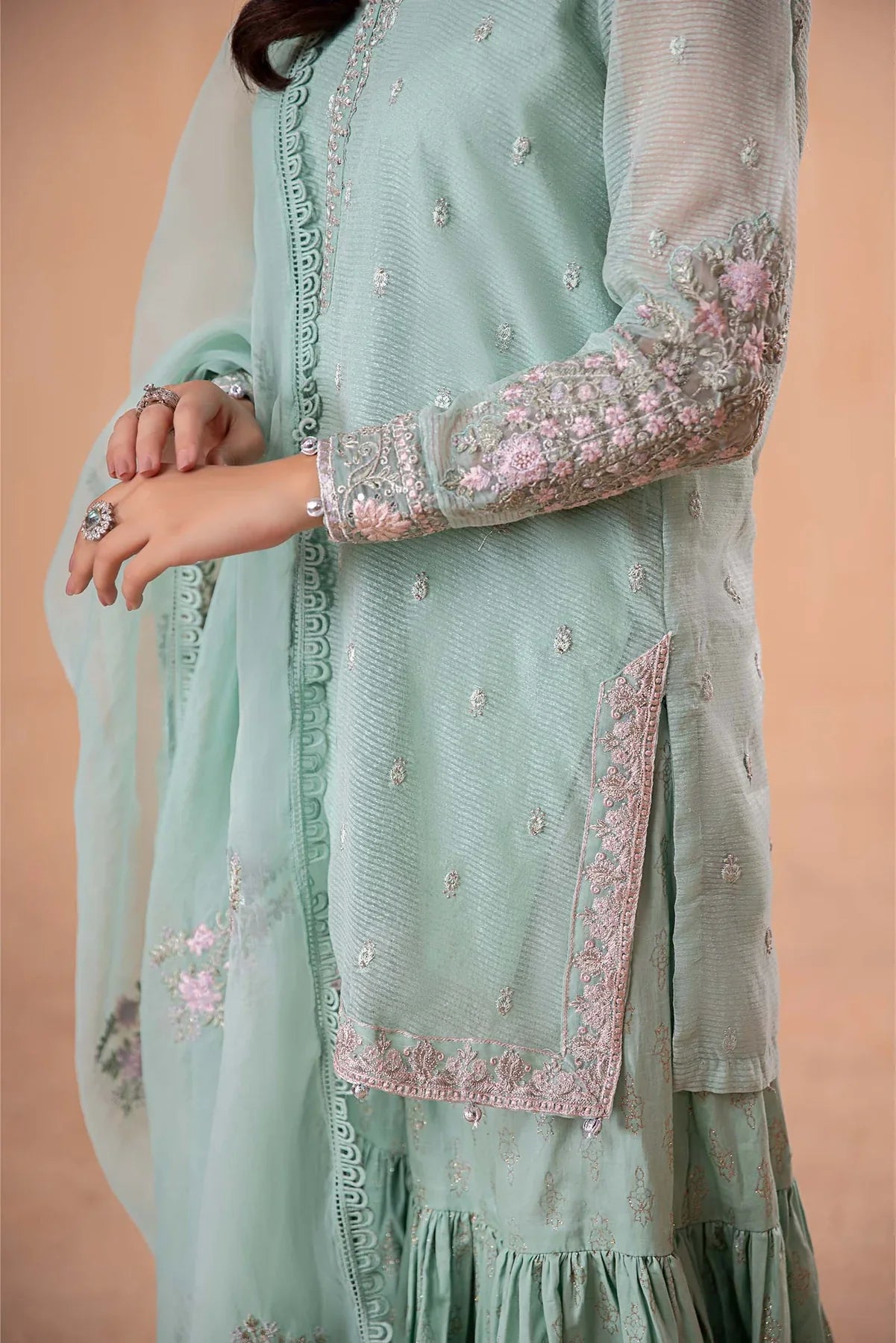 3 PIECE EMBROIDERED COTTON KARANDI SUIT | DW-EA24-50