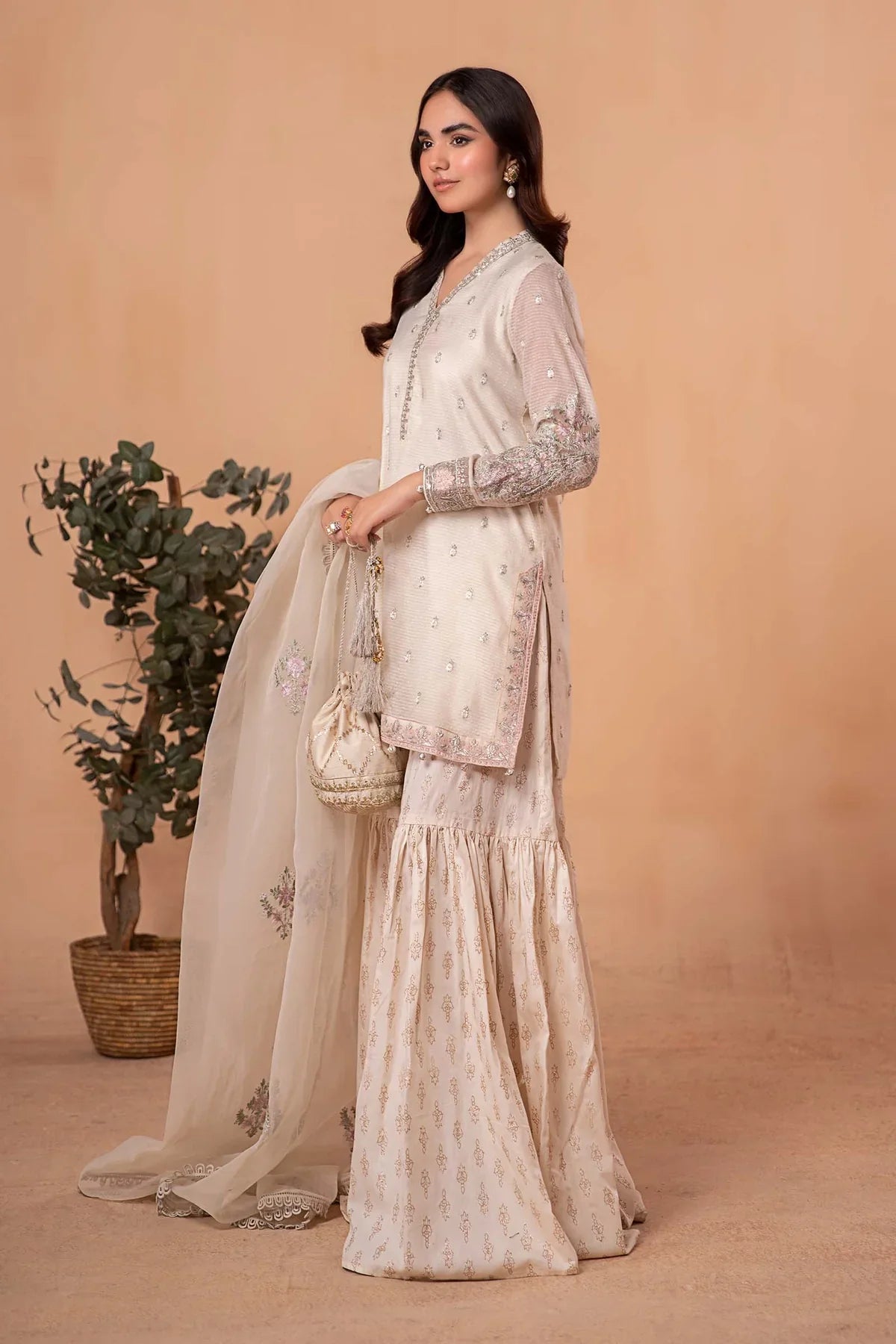 3 PIECE EMBROIDERED COTTON KARANDI SUIT | DW-EA24-50