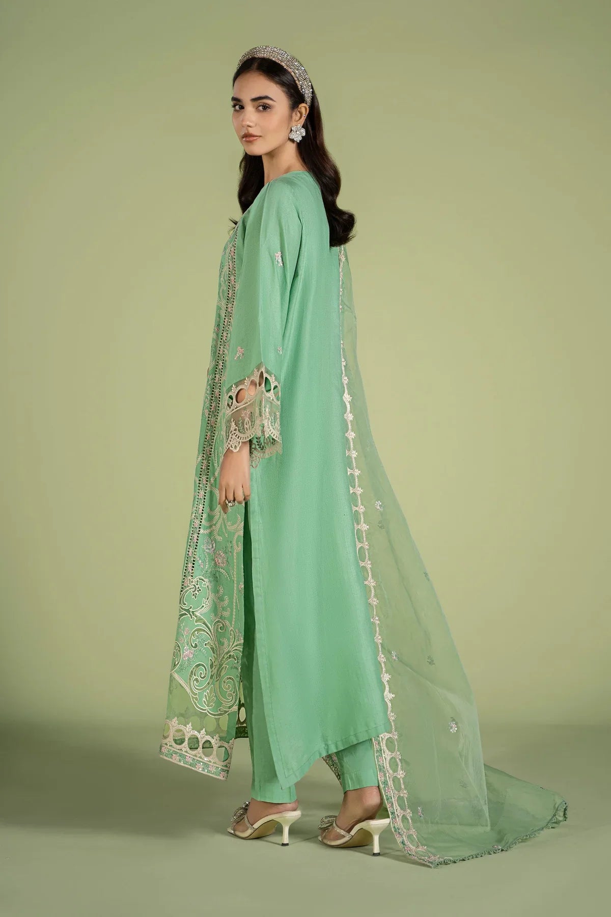 3 Piece Embroidered Lawn Suit | DW-EF24-18