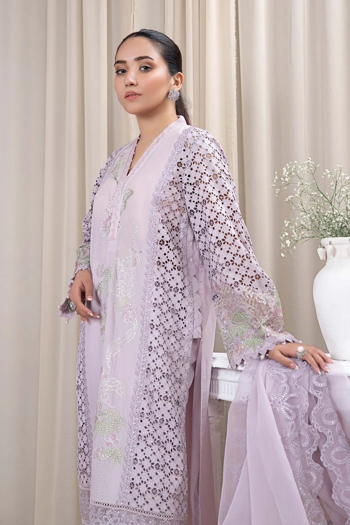 3 Piece Embroidered Lawn Suit | DW-EF24-04