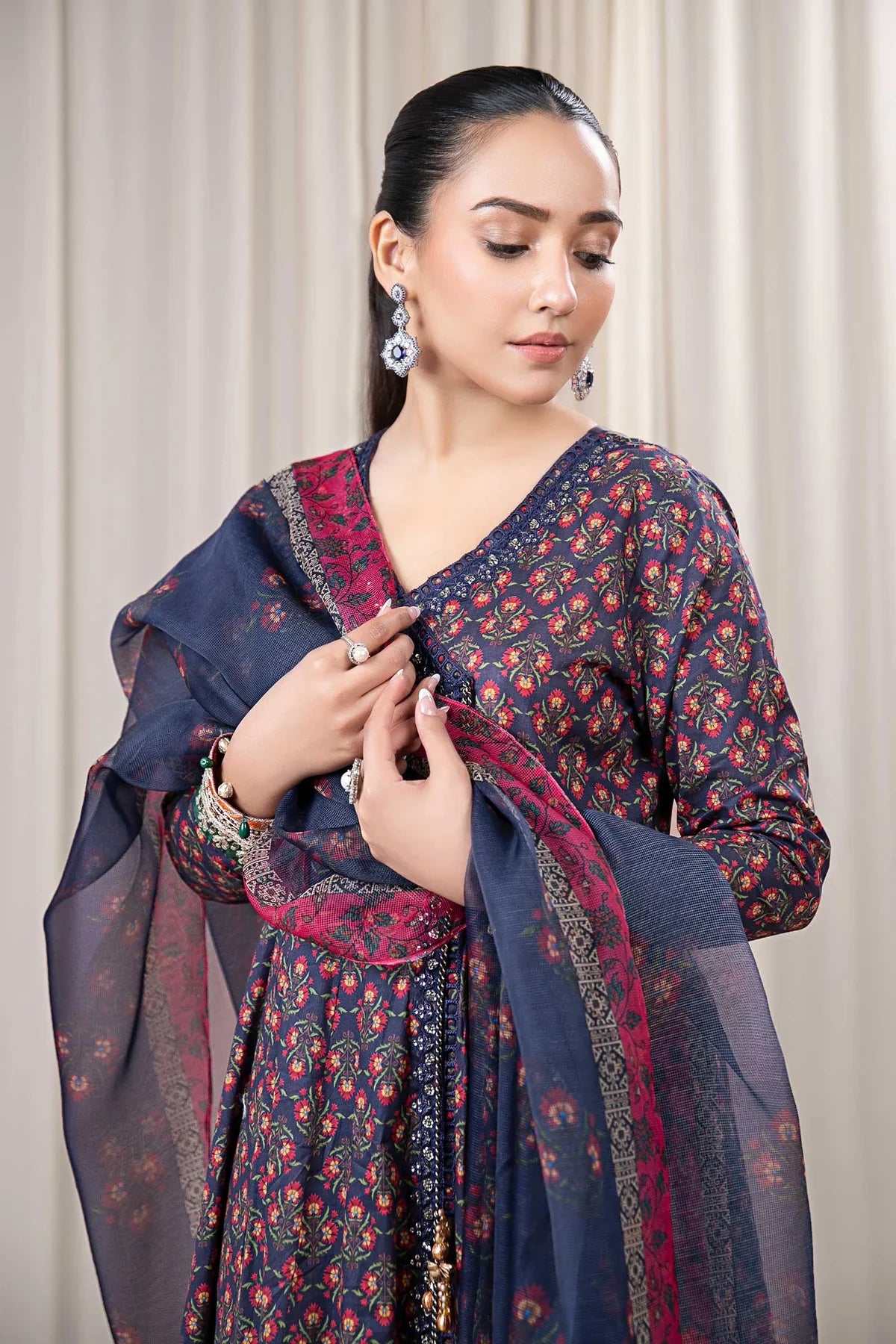 3 Piece Embroidered Lawn Suit | DW-EF24-106