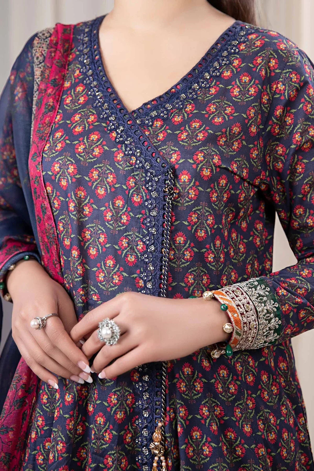 3 Piece Embroidered Lawn Suit | DW-EF24-106