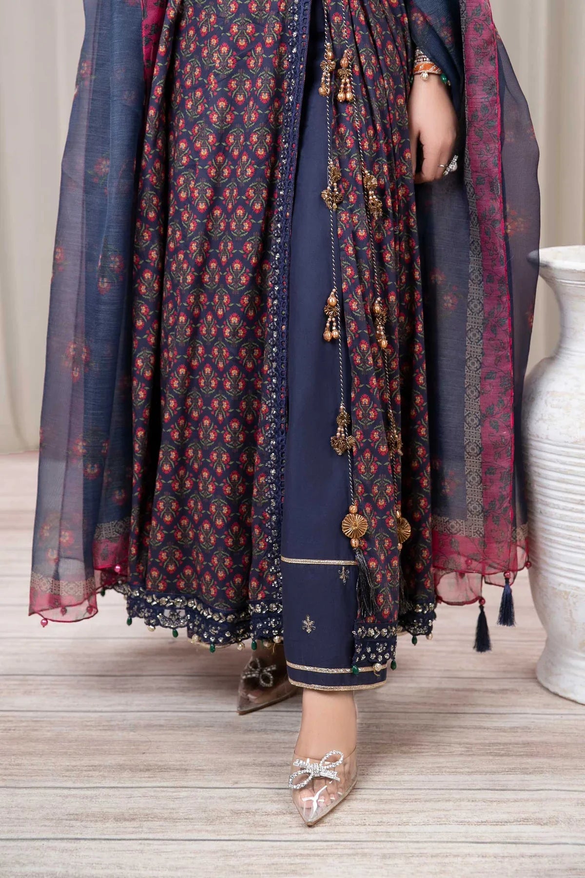 3 Piece Embroidered Lawn Suit | DW-EF24-106