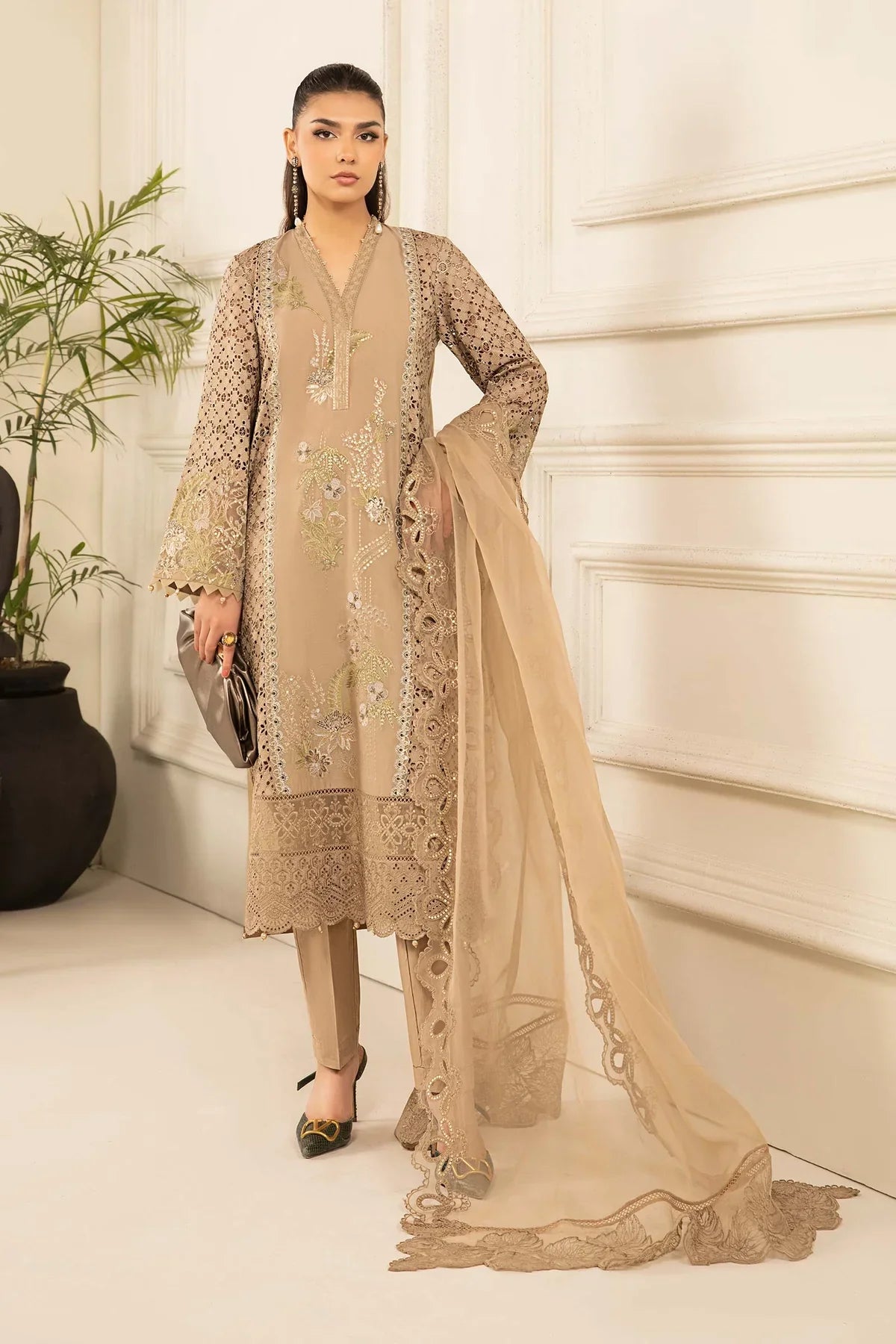 3 Piece Embroidered Lawn Suit | DW-EF24-04