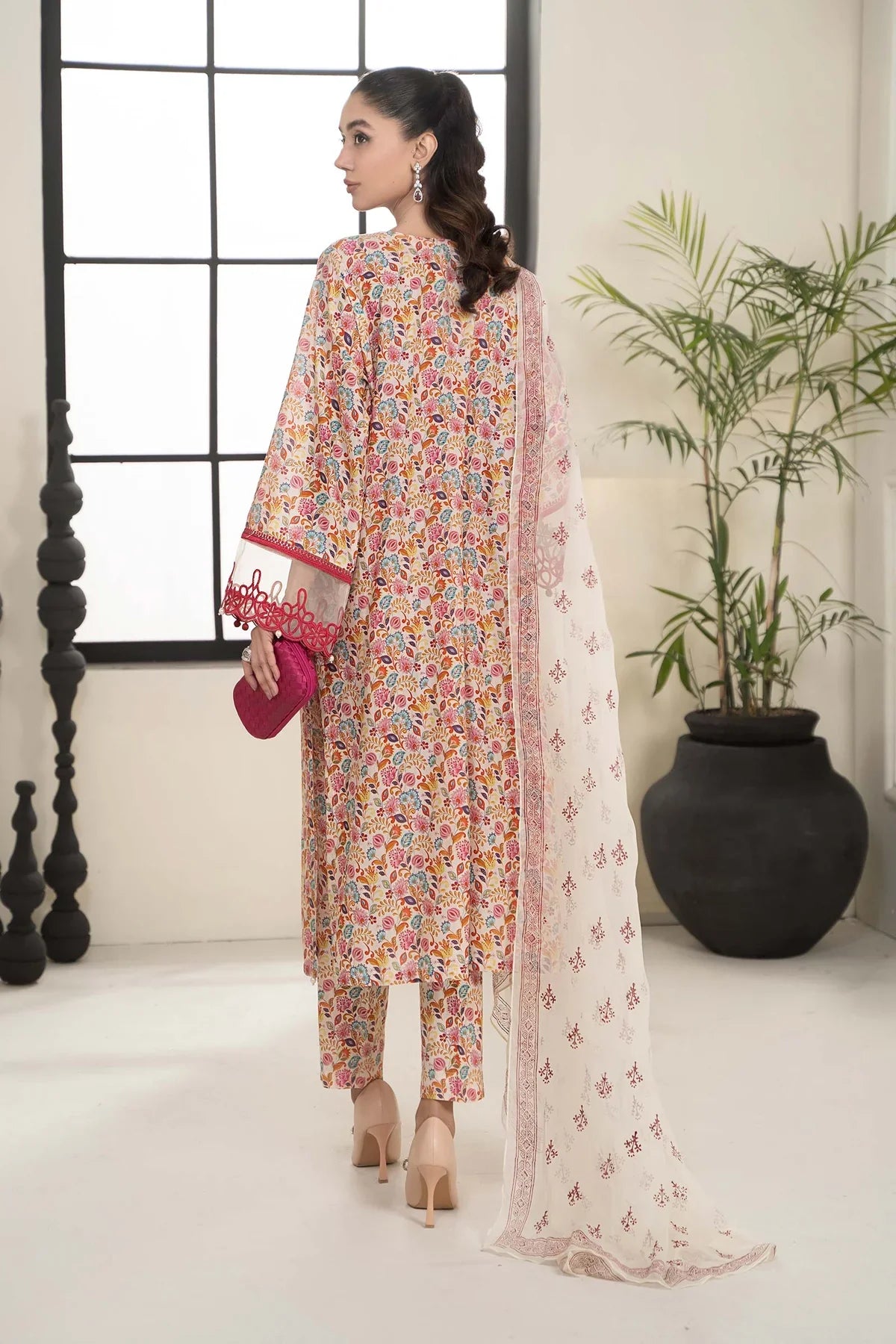 3 Piece Embroidered Lawn Suit | DW-EF24-112