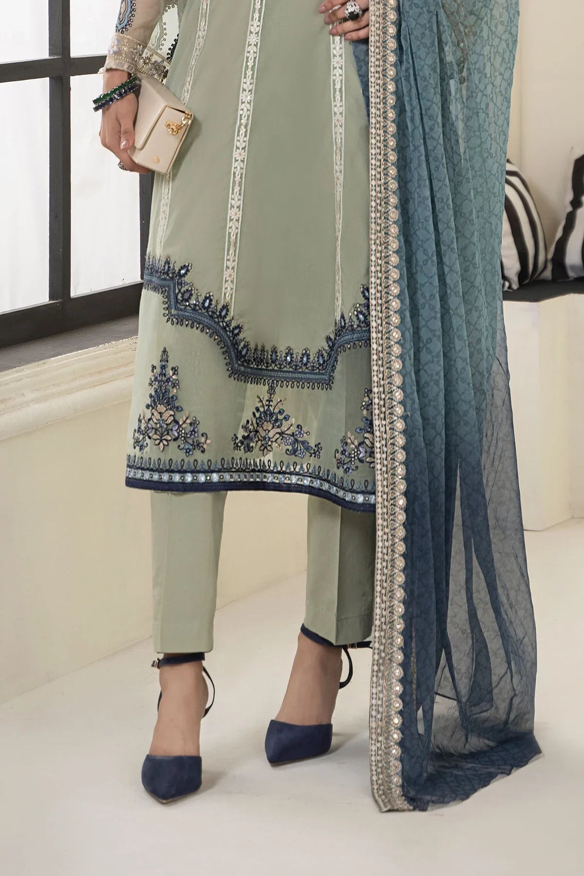 3 Piece Embroidered Lawn Suit | DW-EF24-130