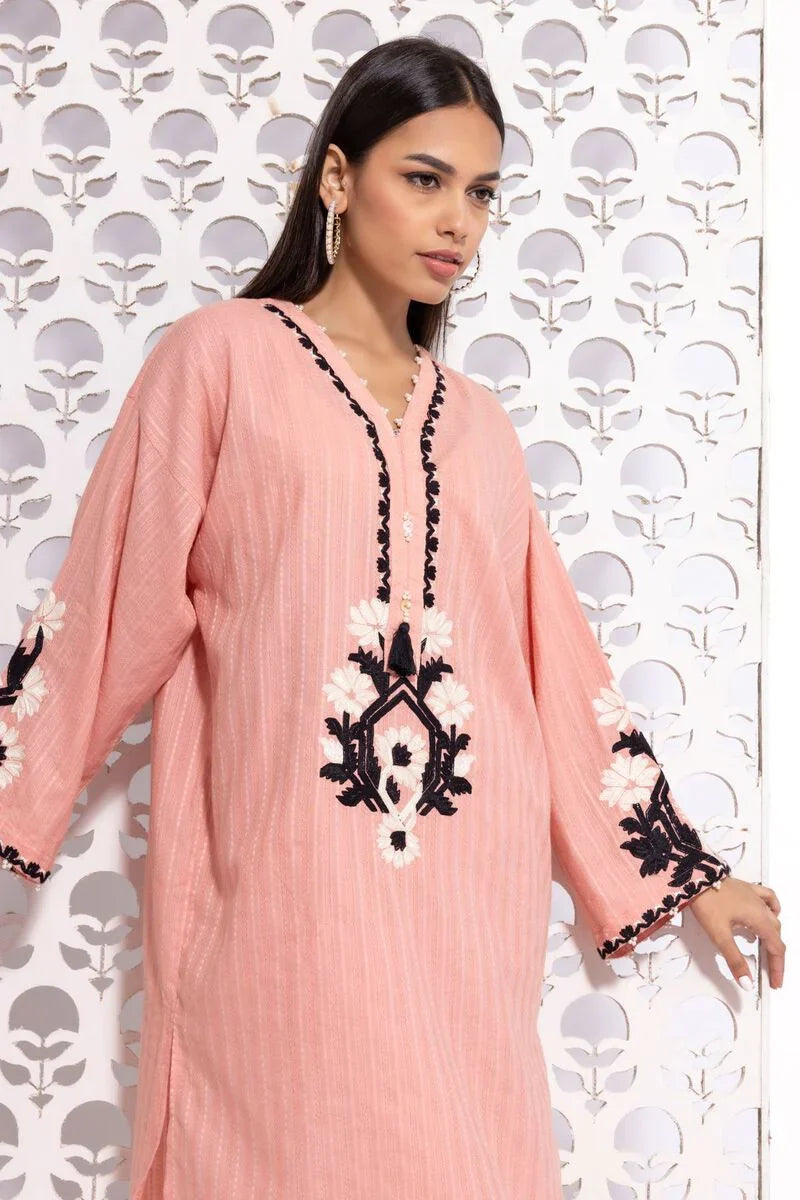 Kurta | Embroidered