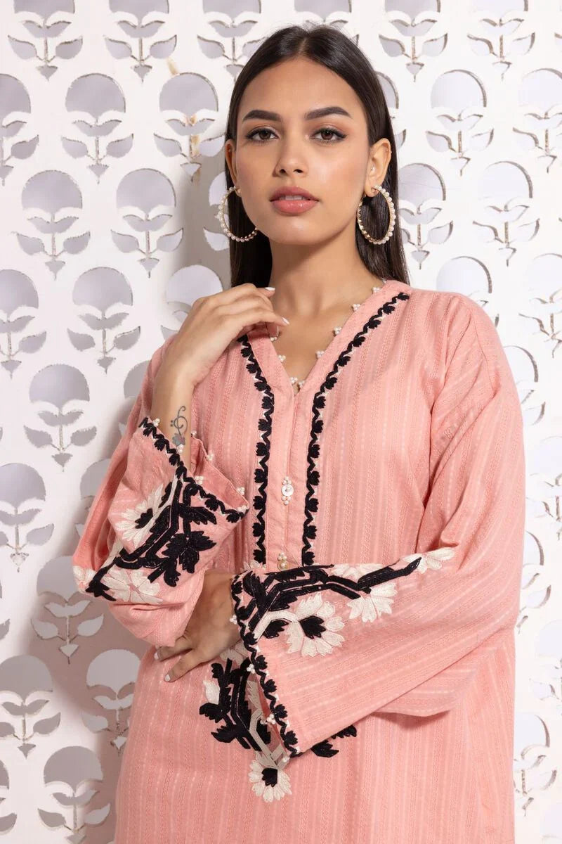 Kurta | Embroidered