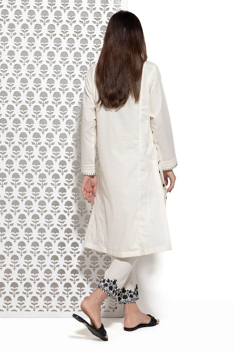 Kurta | Embroidered